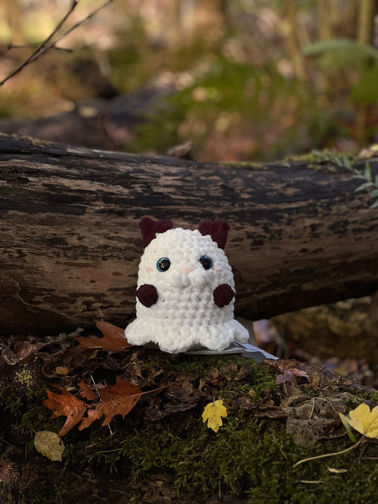 zwarte kat in spook pak