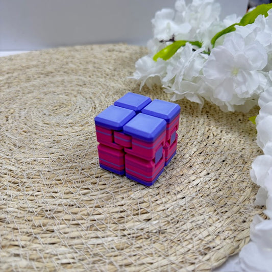 infinity cube