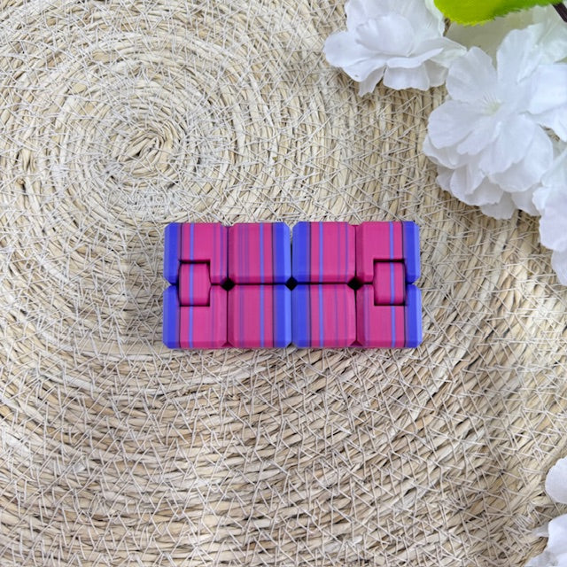 infinity cube